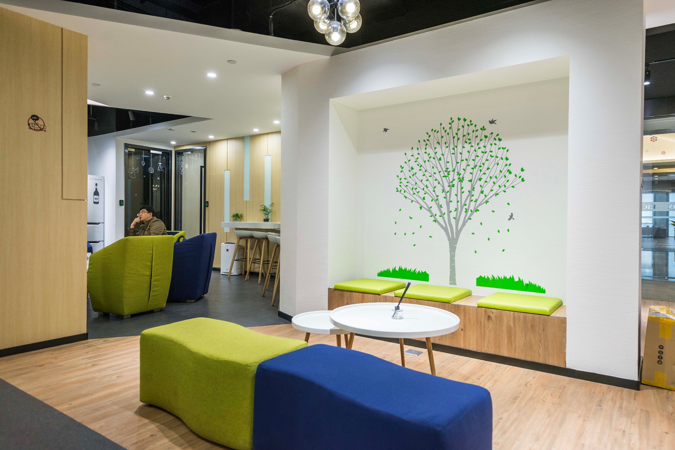 RICHBOX（冠捷大廈）